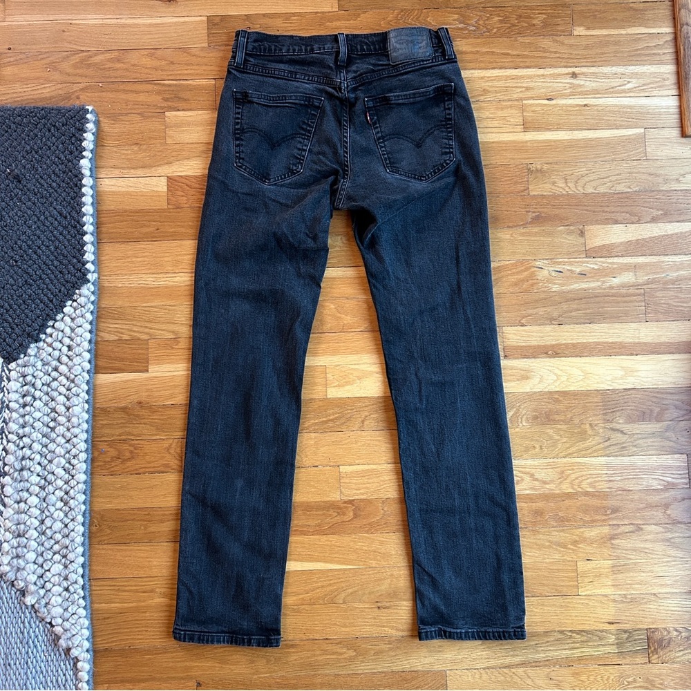 Black Levi’s 514 32x34 stretch jeans